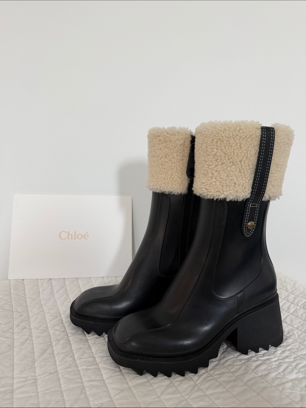Chloé Black Leather Platform Ankle Boots with Cream Shearling Cuff